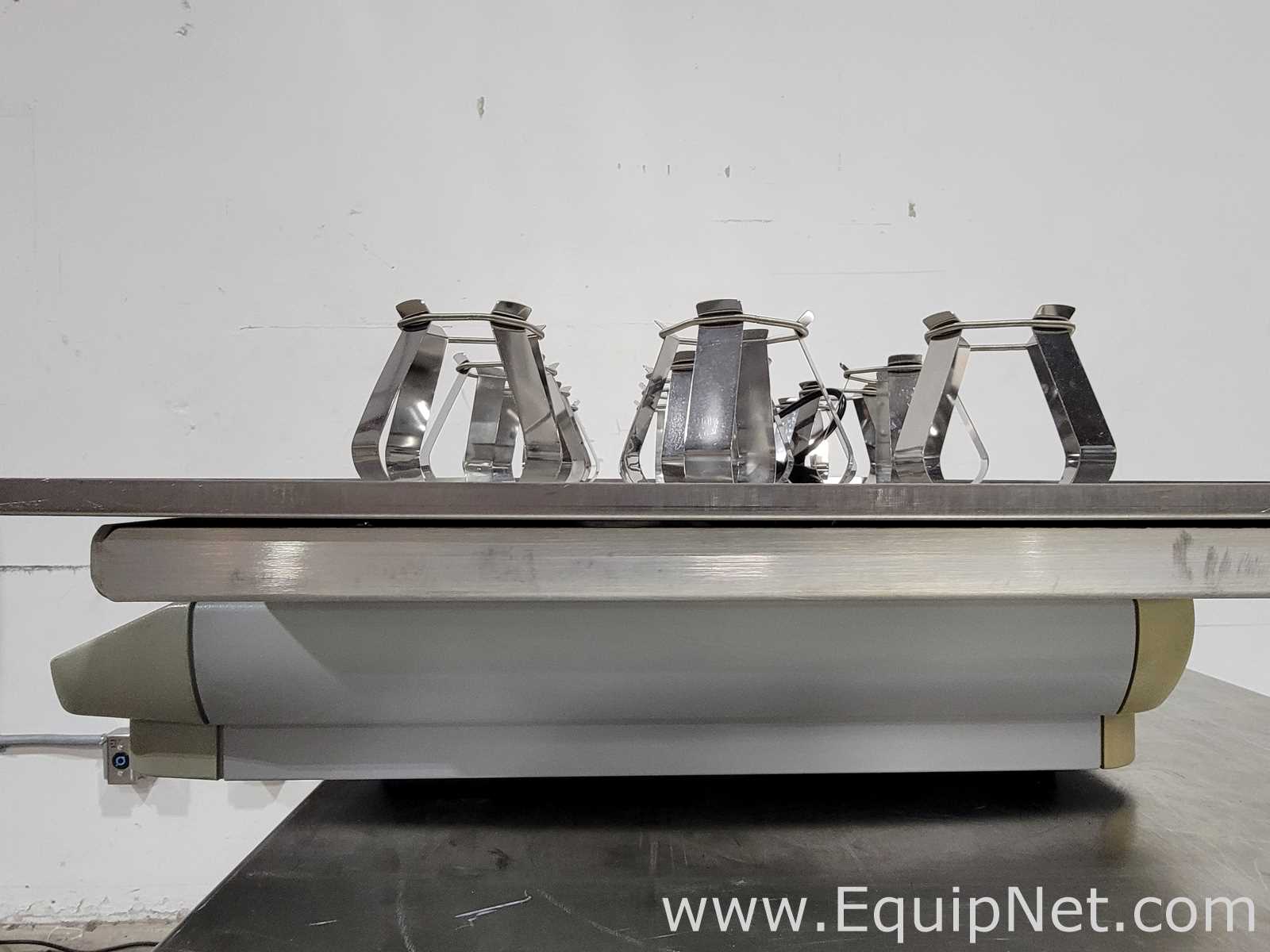 VWR 15000-1 Shaker
