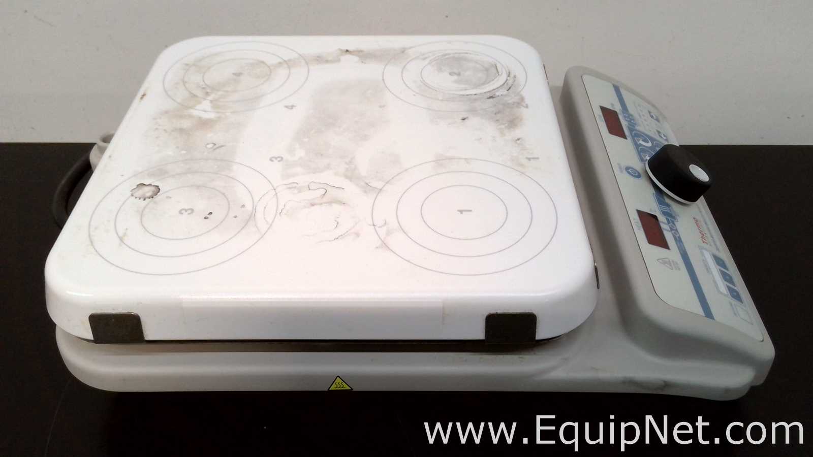 Thermo Scientific Super-Nuova Multi-Place SP135935Q Digital Stirring Hot Plate