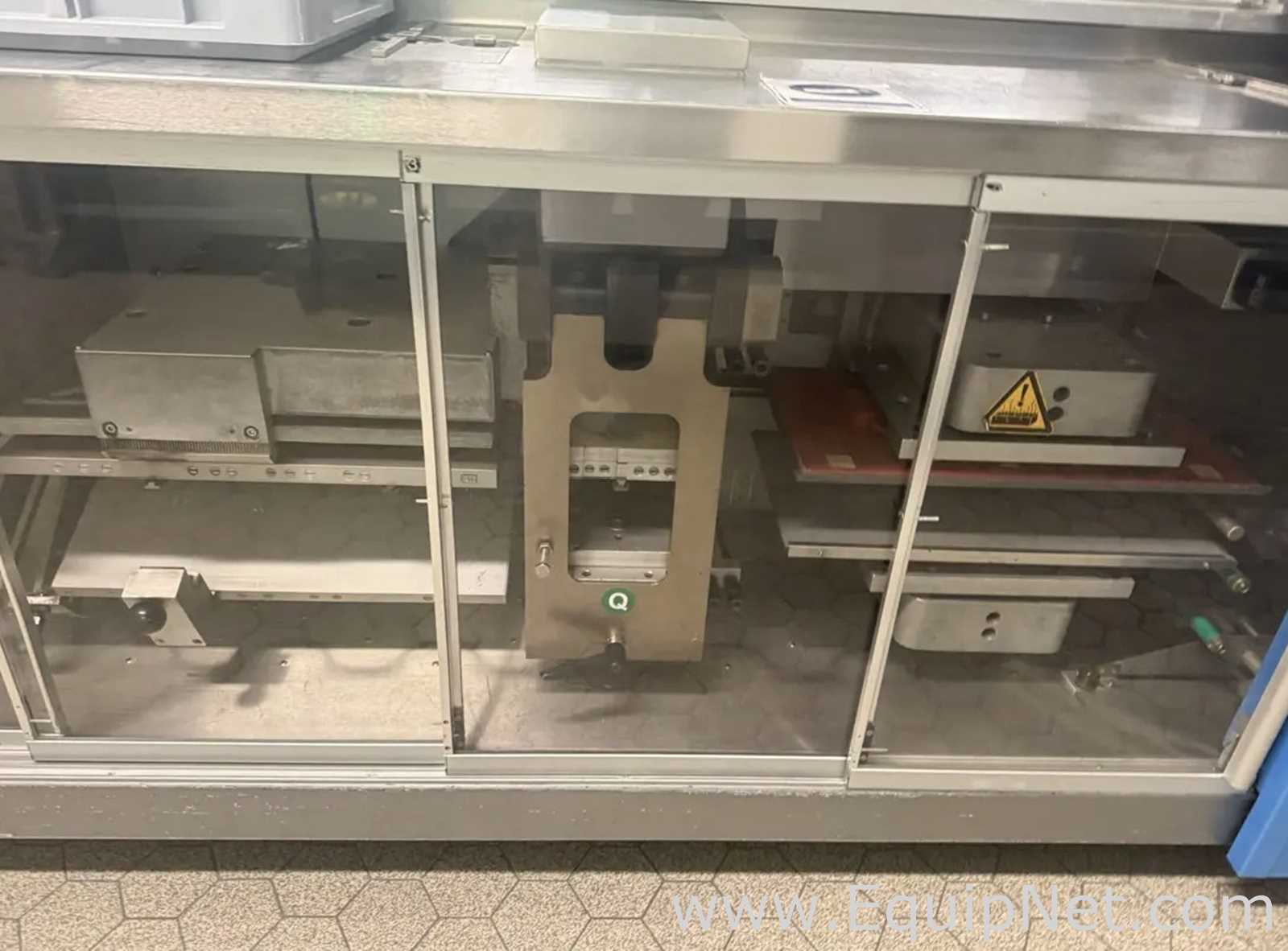 Línea de Termoformadora y Prensa Cortadora Uhlmann UPS-1060