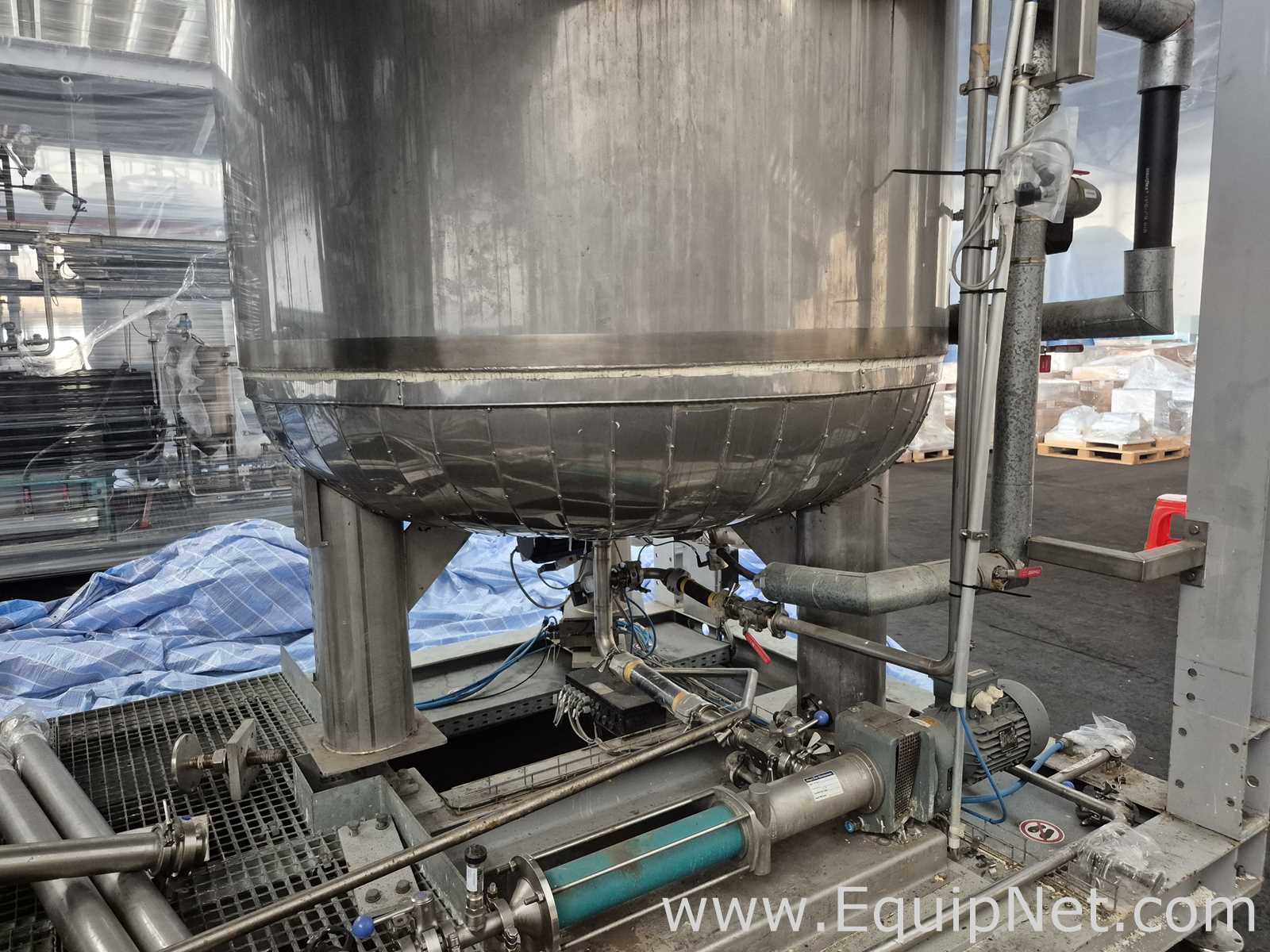 Netzsch High Shear Milling Skid with 4000L Premix Holding Cooled Tank, Hopper - Premix Neu Skid 1-1