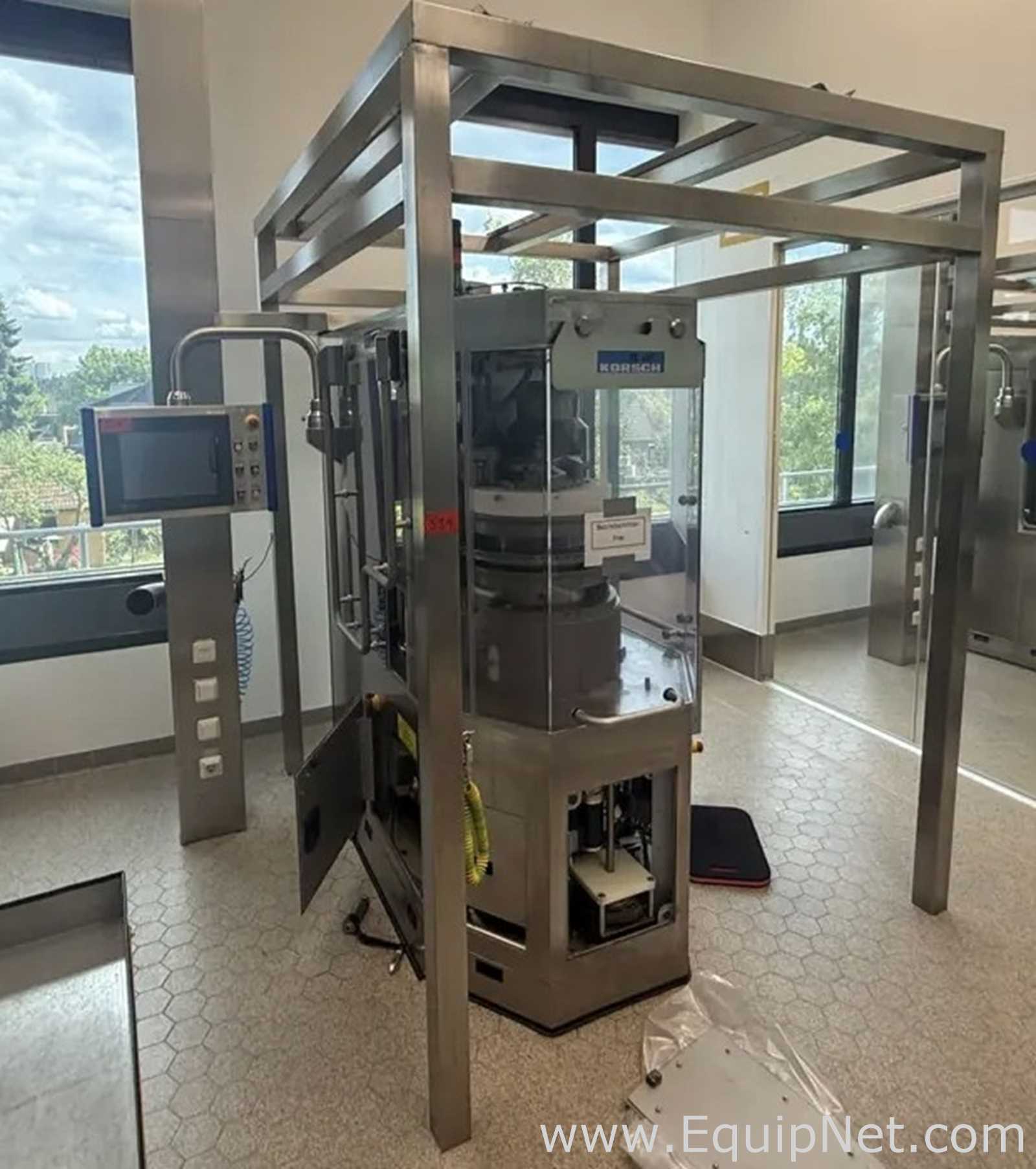 Tableteadora Korsch XL 400