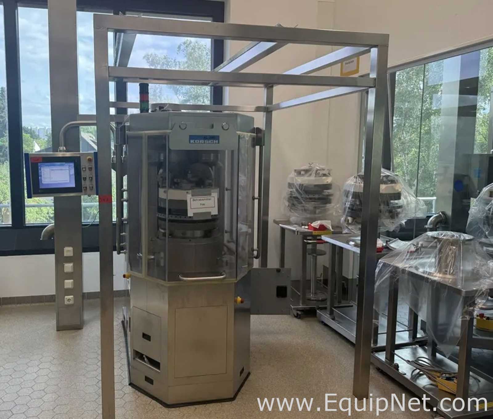 Tableteadora Korsch XL 400