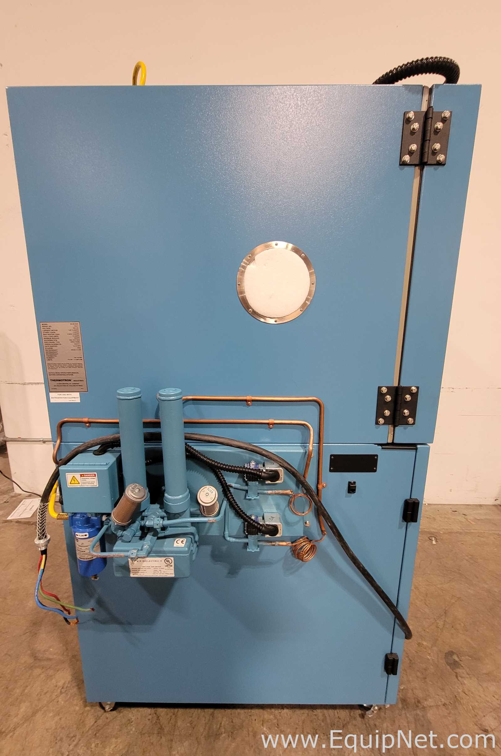Câmara Ambiental e de Estabilidade Thermotron SM-8S-8200