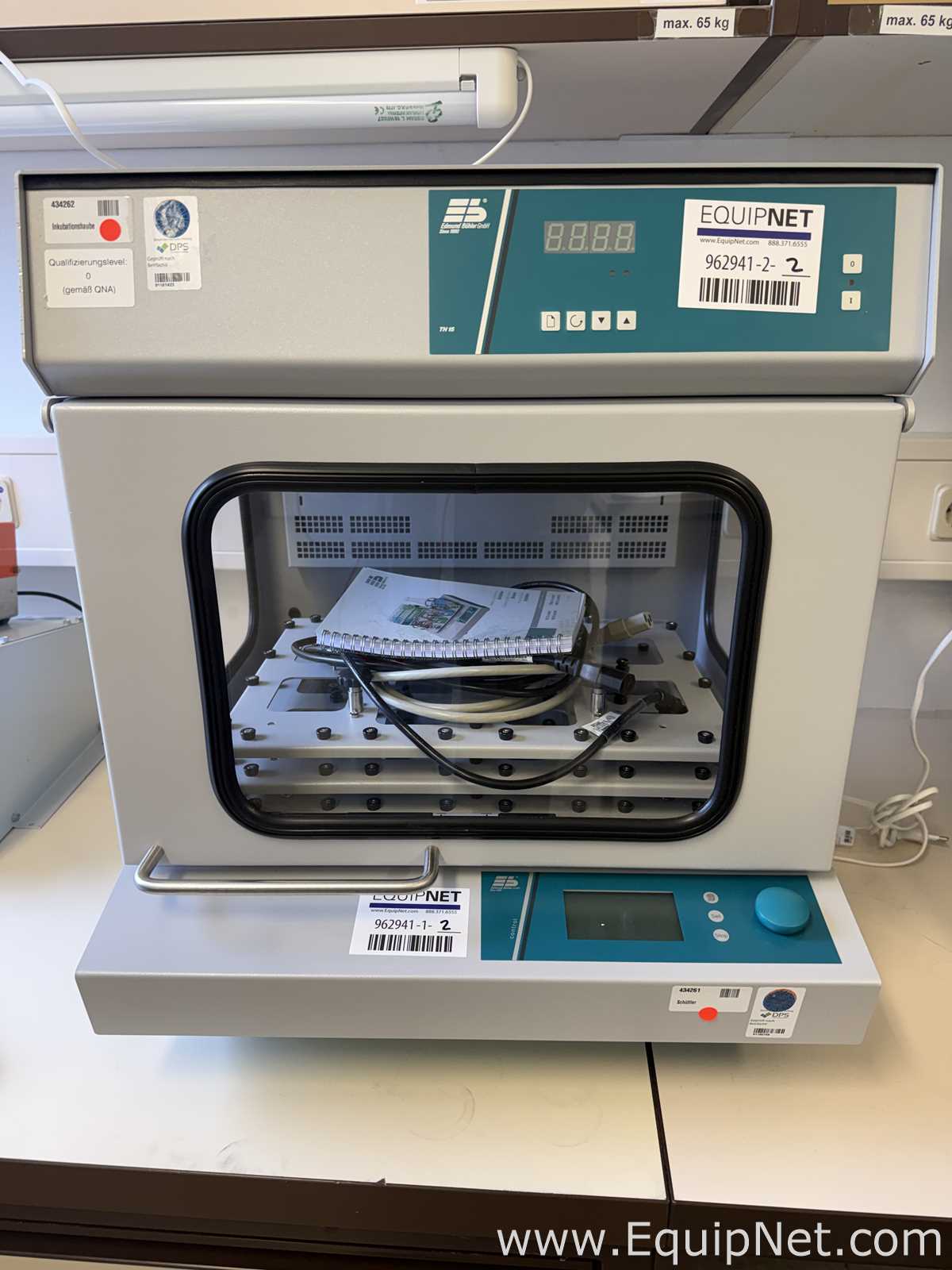 Edmund Buhler TiMix 5 Control Microplate Shaker with TH15 Incubator Hood