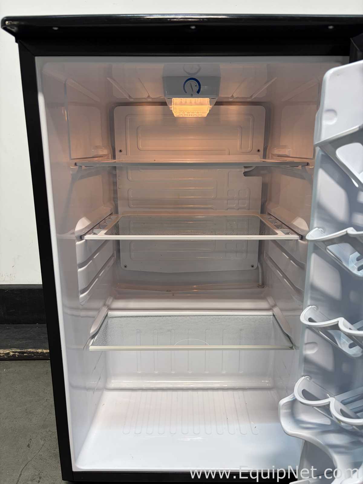 Refrigeradores Danby Inc DAR044A4BSLDDU