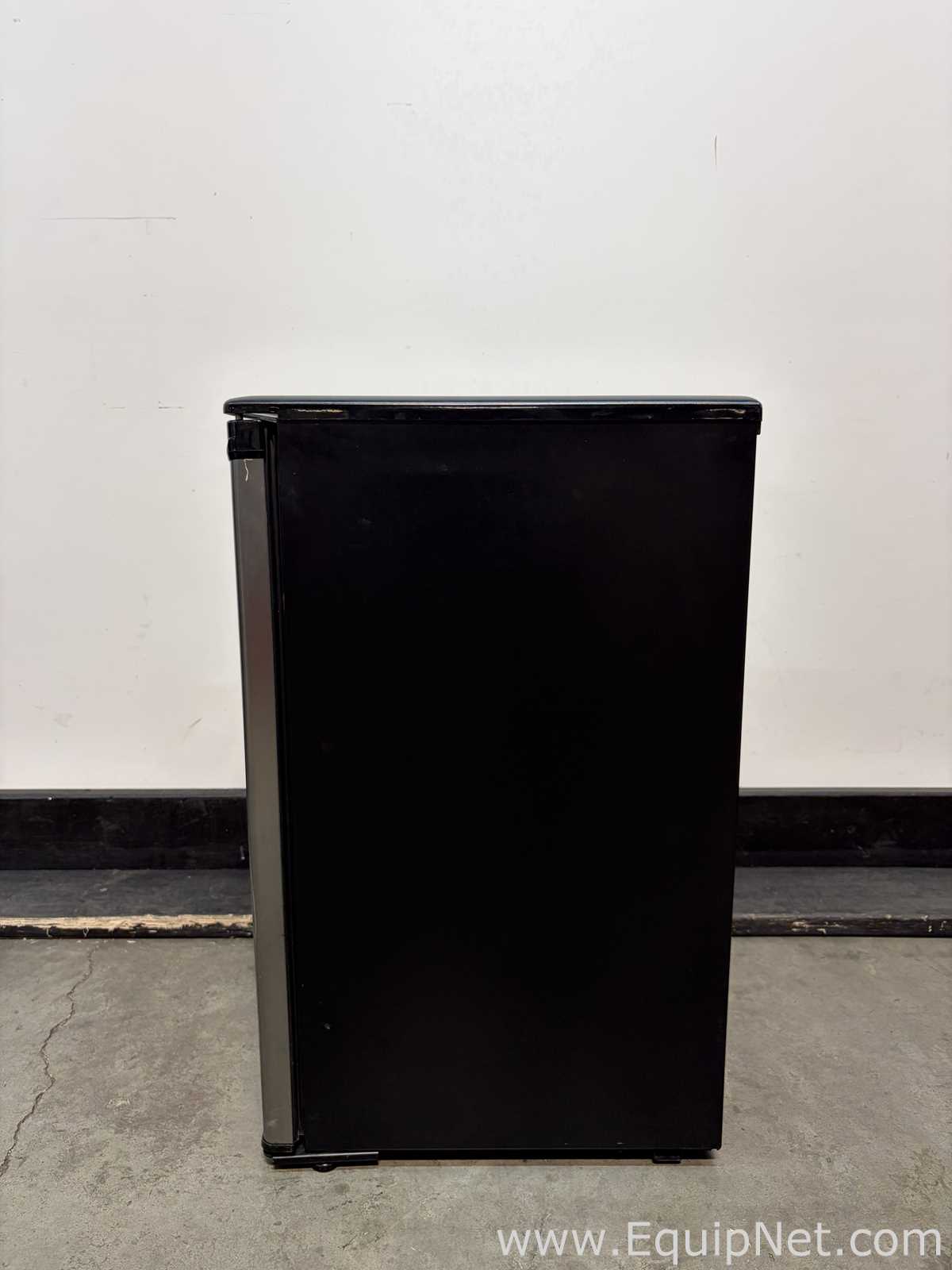 Refrigeradores Danby Inc DAR044A4BSLDDU