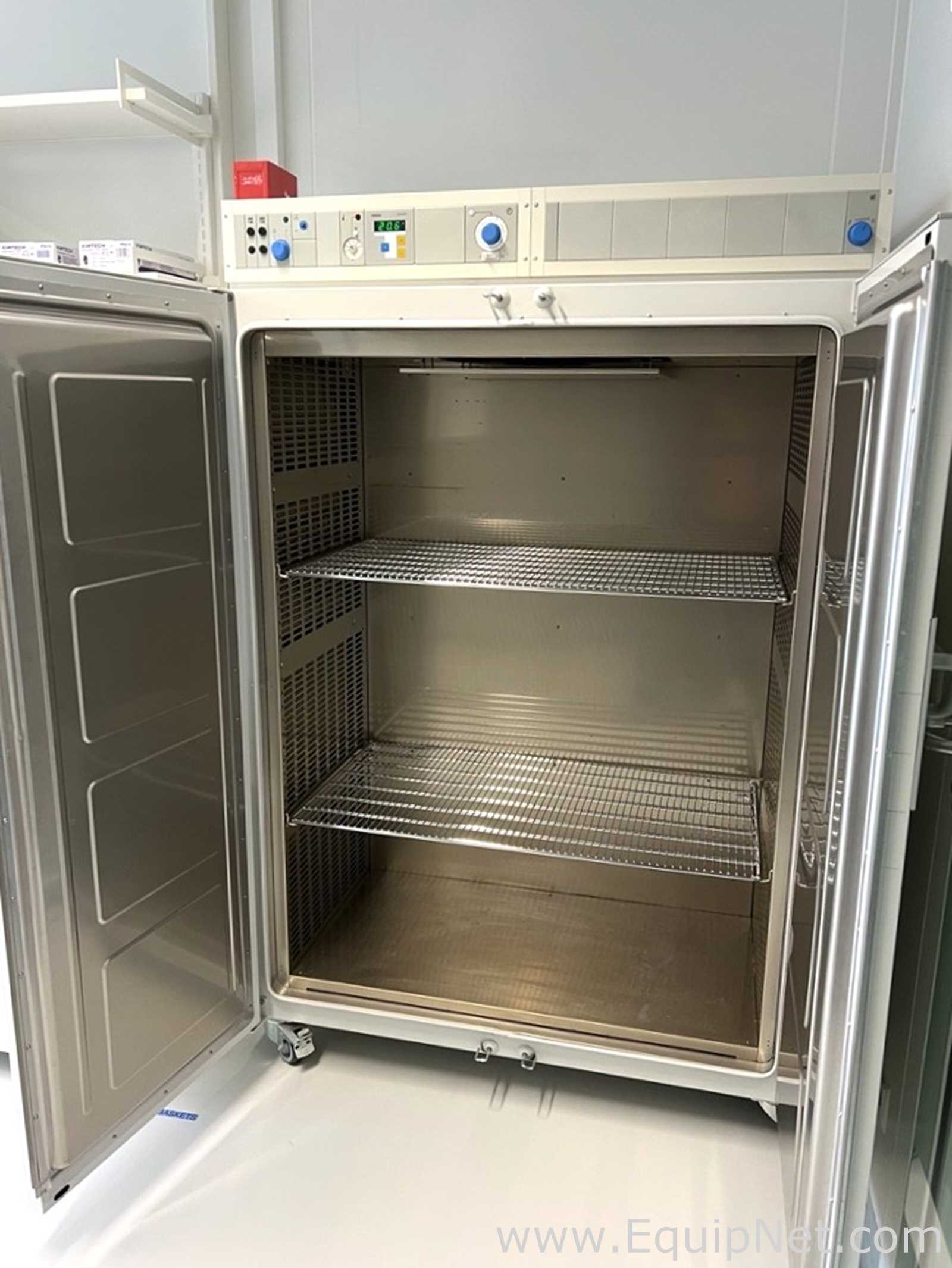 Horno de Secado Thermo Electron Corporation Heraeus UT 6760
