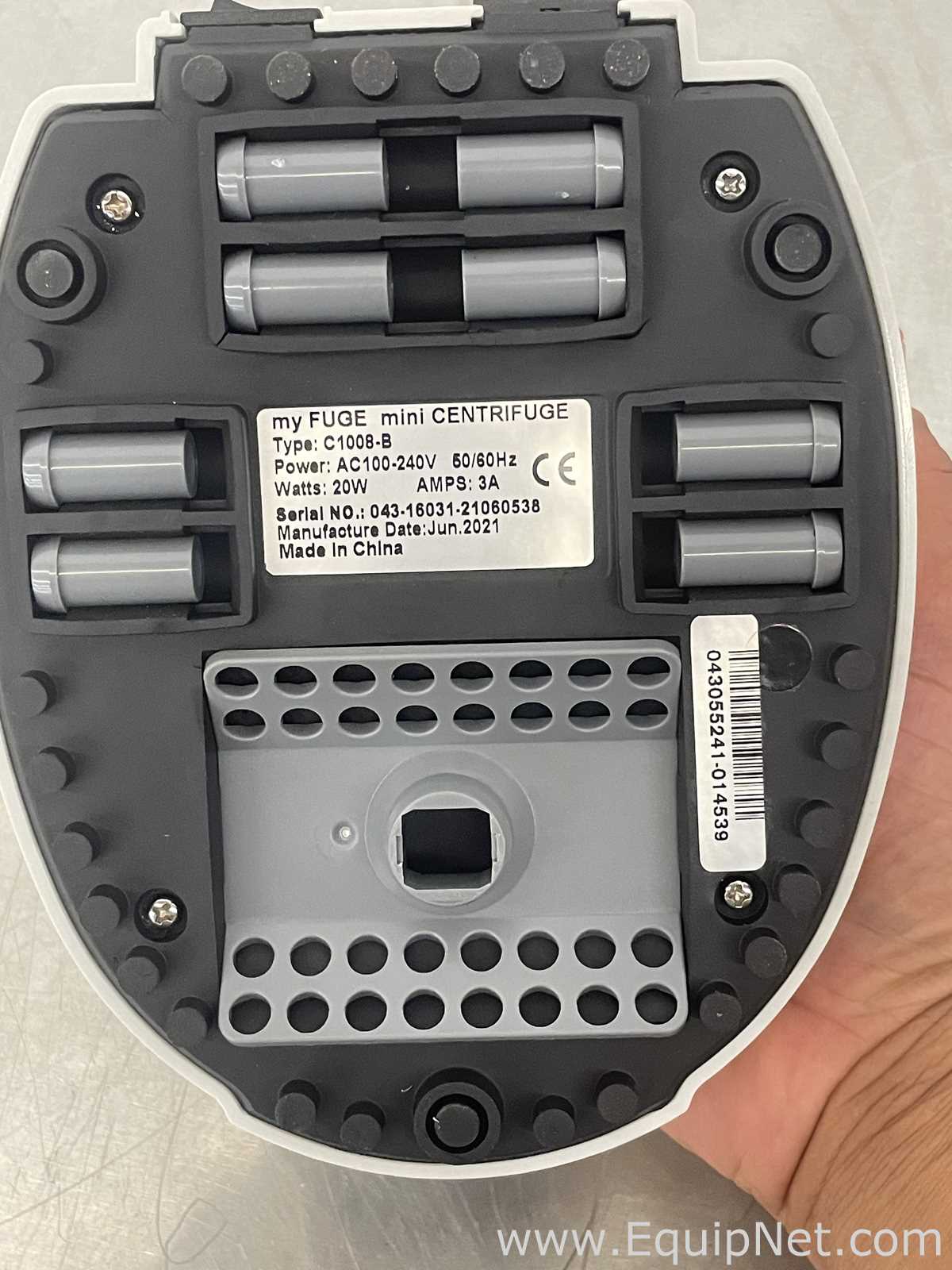 Centrífuga para Laboratórios Benchmark  C1008-B