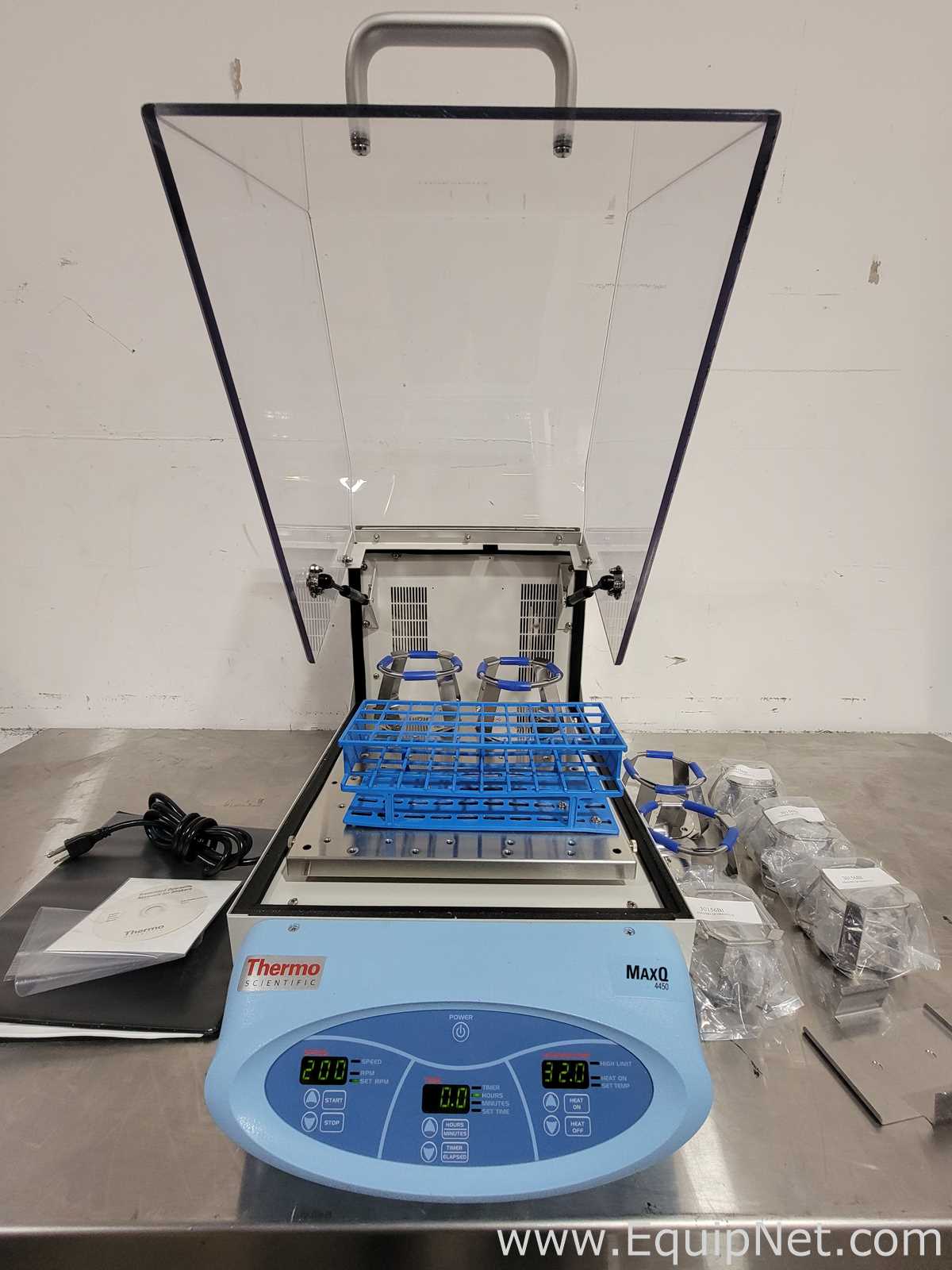 Thermo Scientific SHKE4450 MaxQ 4450 Incubating Orbital Shaker