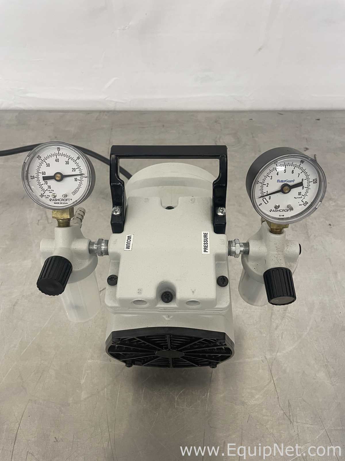 Bomba a Vácuo Welch 2522B-01
