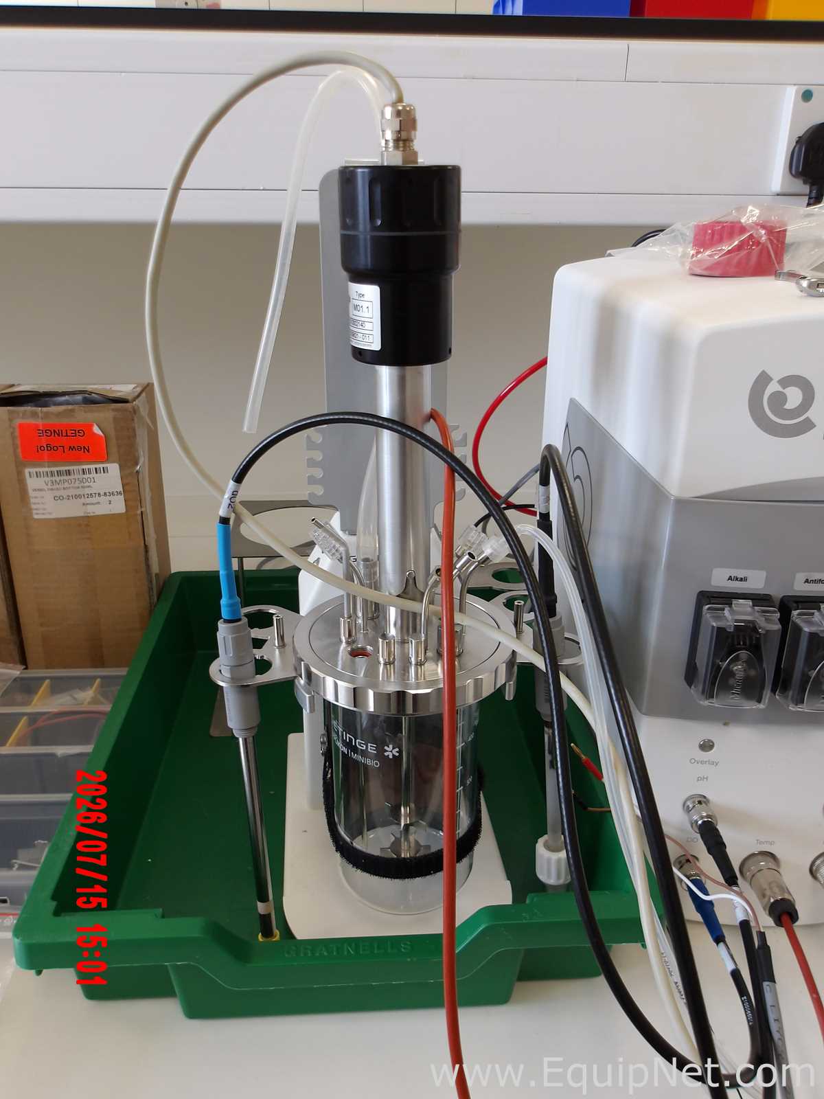 Applikon Biotechnology my-Control Bioreactor Controller with miniBio Glass Bioreactor Vessel