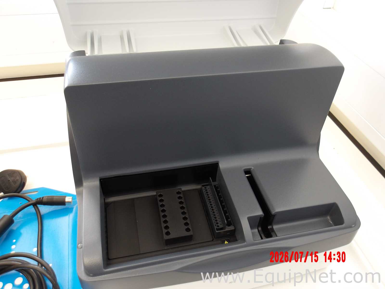 Agilent Technologies 2200 TapeStation Automated Electrophoresis System