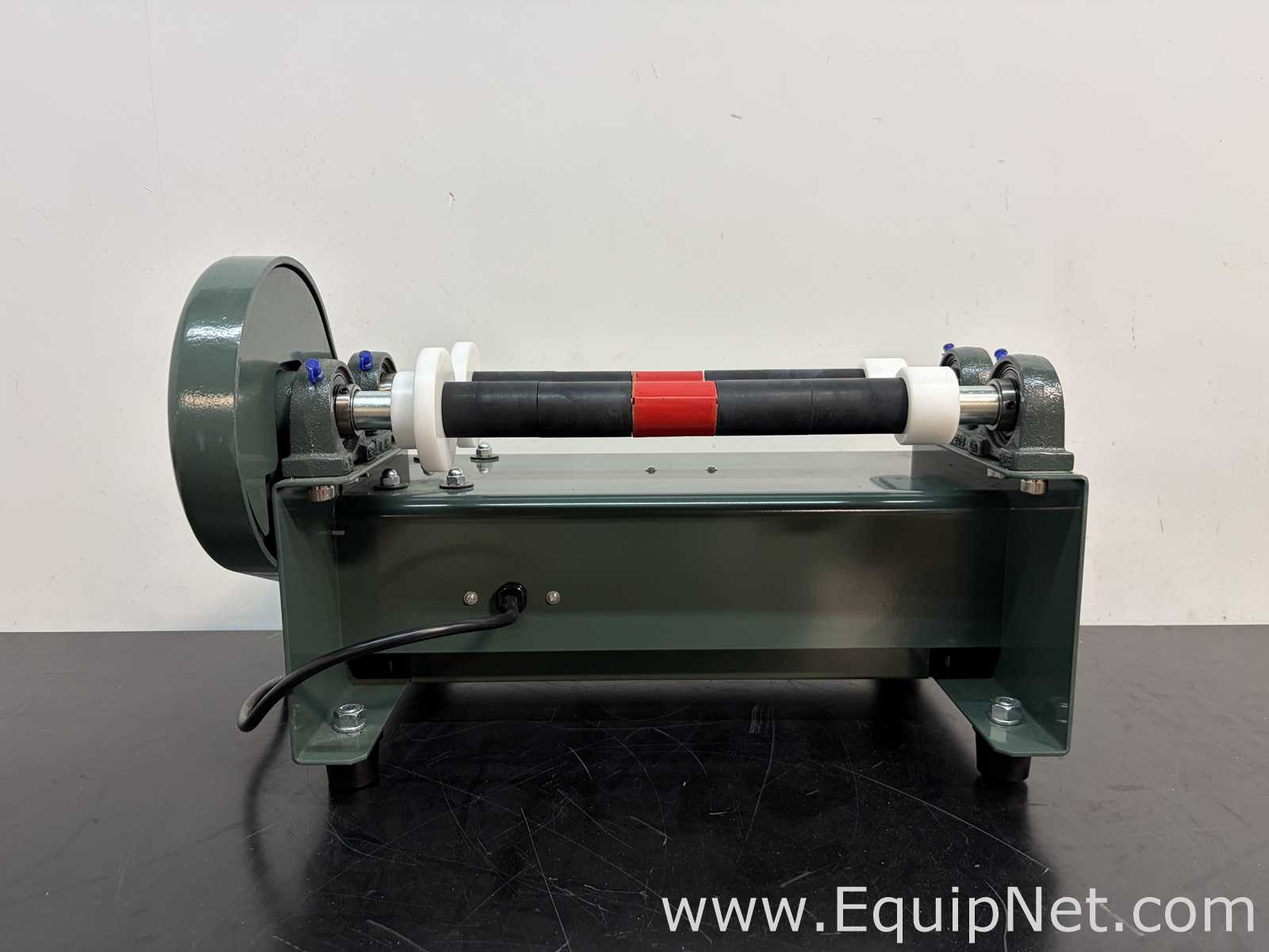 Nidec PTA-01 Benchtop Ball Mill / Jar Mill