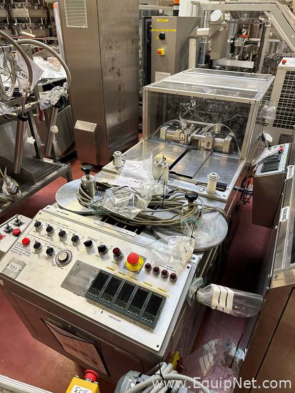 Farmo Res FD 22-U Thermoformer and Trim Press