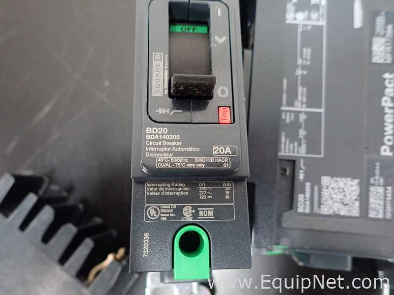 Lot of 8 Schneider Electric PowerPact BD20 Circuit Breakers