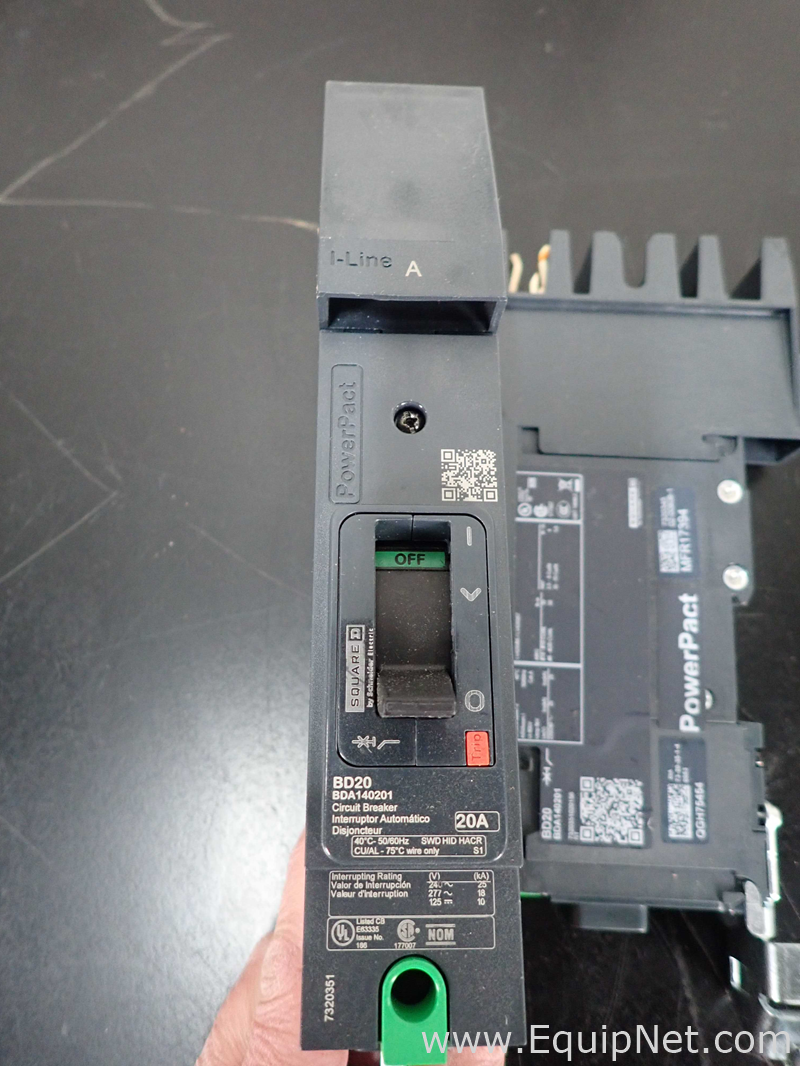 Lot of 8 Schneider Electric PowerPact BD20 Circuit Breakers