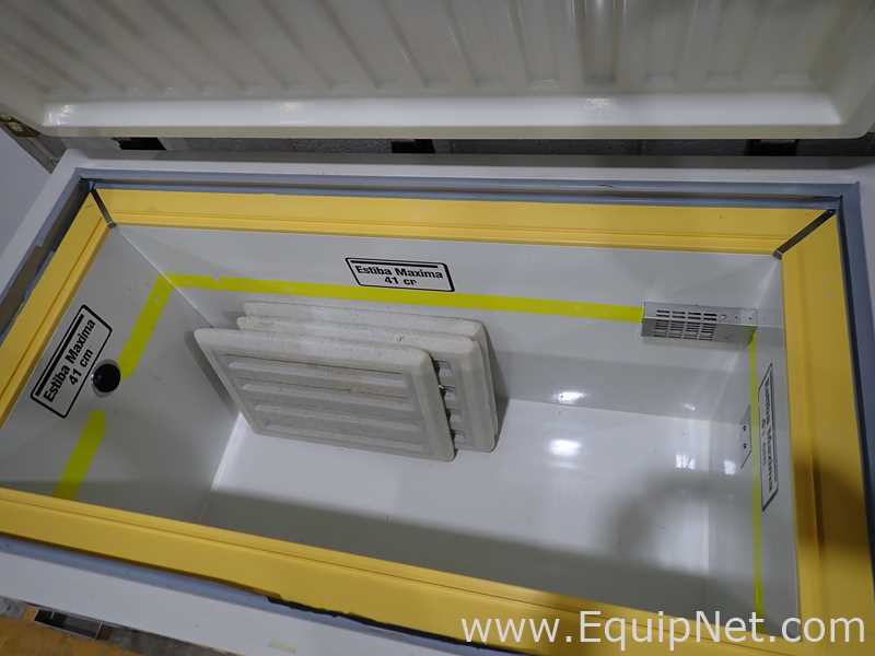 Freezer Nuaire NU-6501G