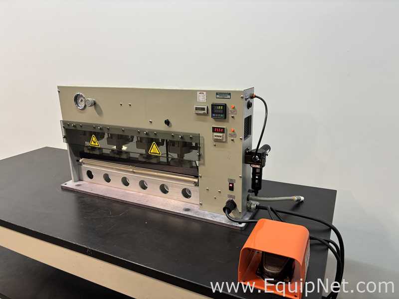 Línea de Extrusión o Equipo Descendente para Plásticos  DT Industries 24AT/1