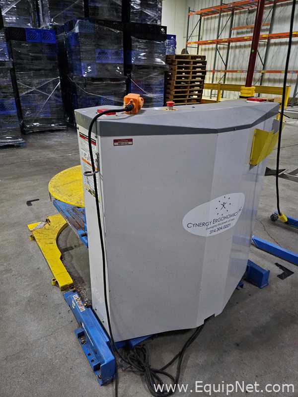 Bishamon lndustries Corporation EZO-25E-3S Lift