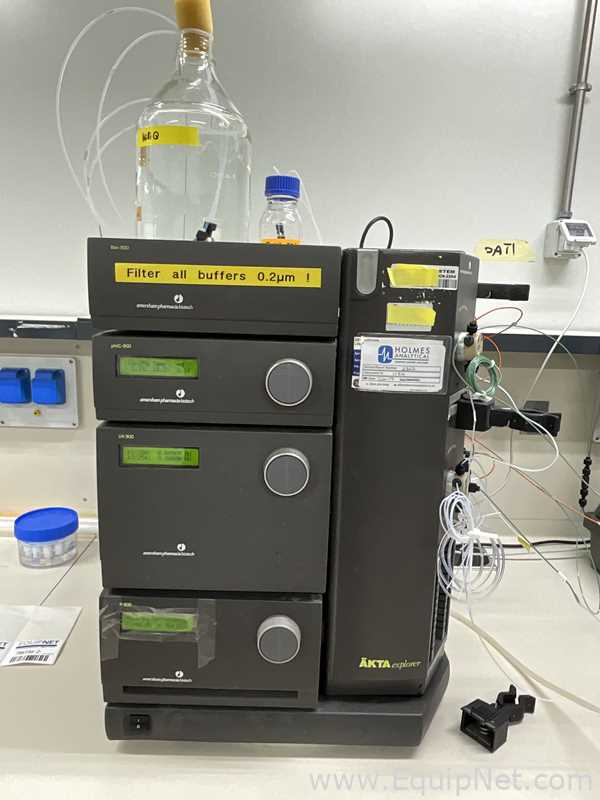 Amersham Pharmacia Biotech AKTA explorer FPLC with Frac-950 Fraction Collector