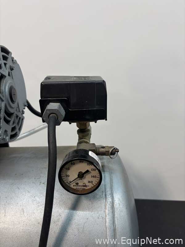 Compresor de Aire Gast Manufacturing Inc. 3HBB-69T-M300X