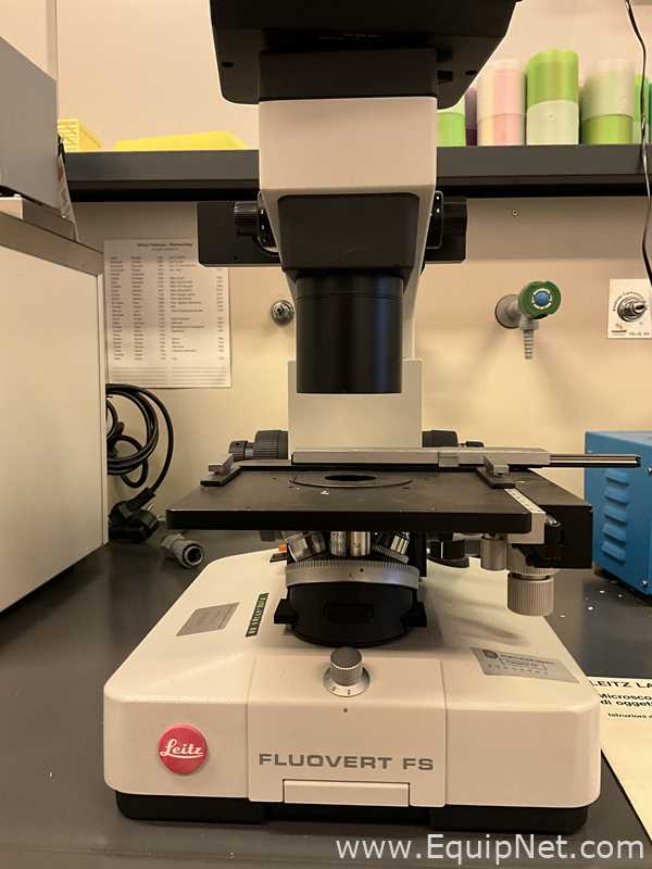 Microscópio Leitz Fluovert FS