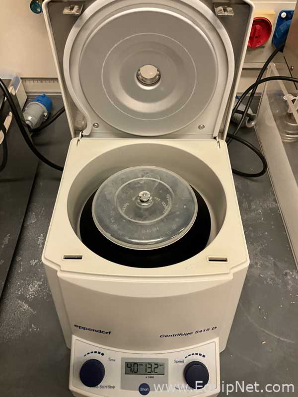 Centrífuga para laboratorio Eppendorf 5415 D