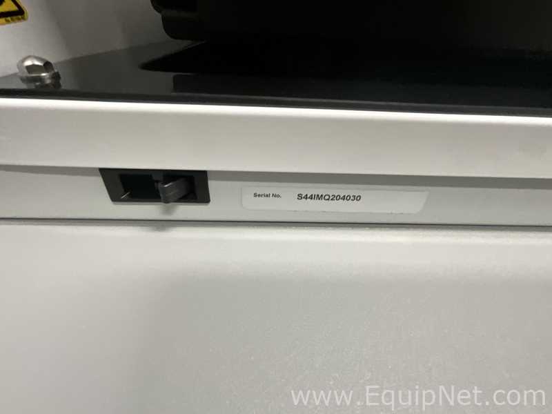Eppendorf Innova S44i Double Stacked Laboratory Incubator Shaker