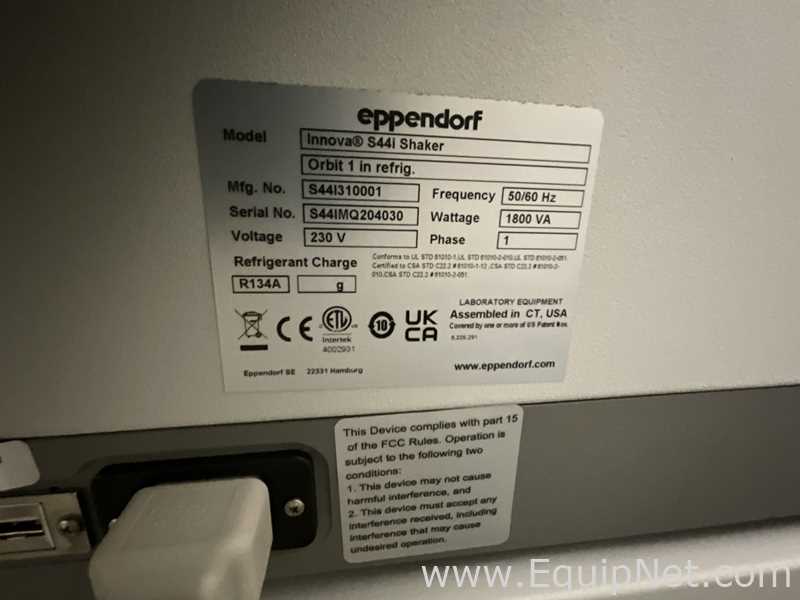 Eppendorf Innova S44i Double Stacked Laboratory Incubator Shaker