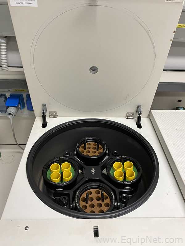 Centrífuga para Laboratórios Heraeus Megafuge 2.0R