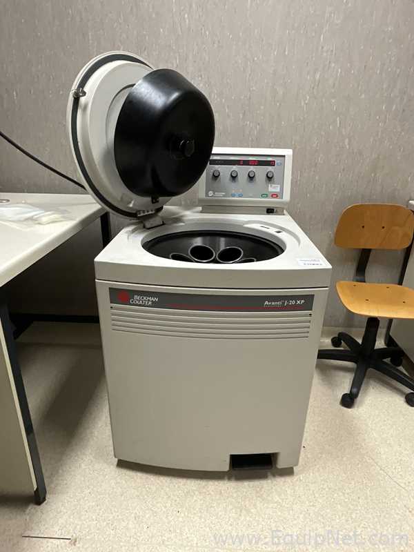 Beckman Coulter Avanti J-20 XP Refrigerated Laboratory Centrifuge