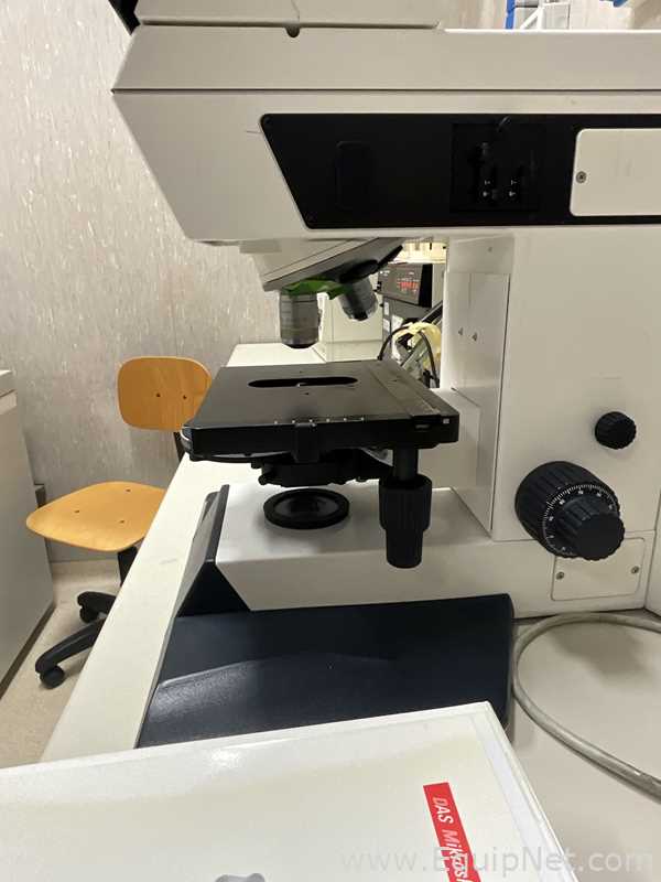 Leica Leitz DMRB Microscope