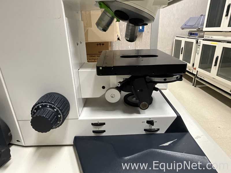 Leica Leitz DMRB Microscope