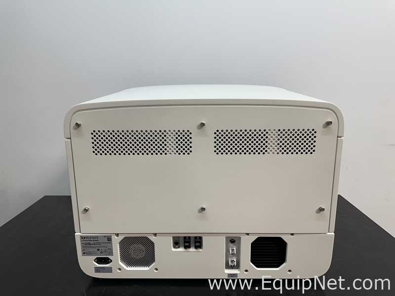 Equipamento de Preparação de Amostras Life Technologies 4247