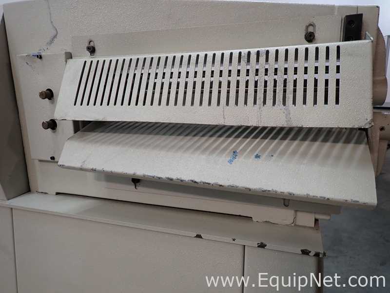 United Shoe Machinery Corp. L-500 Universal Grinding Machine
