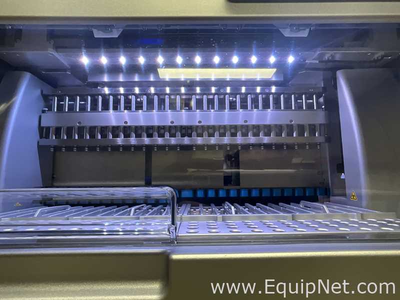 Qiagen EZ2 Connect Sample Preparation Liquid Handler