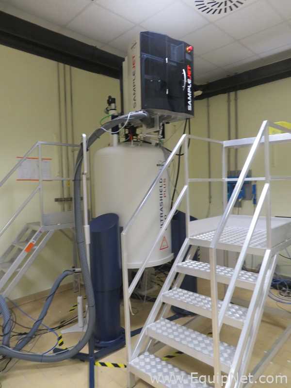 Bruker Ultra Shield 600 Mhz / 54 mm NMR With Bruker Avance III 600 Controller