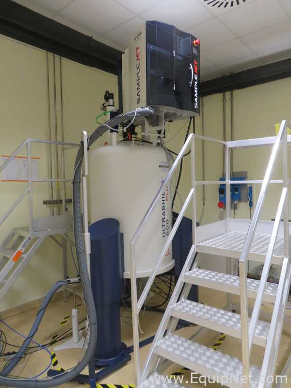 Bruker Ultra Shield 600 Mhz / 54 mm NMR With Bruker Avance III 600 Controller