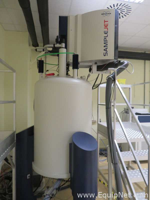 Bruker Ultra Shield 600 Mhz / 54 mm NMR With Bruker Avance III 600 Controller