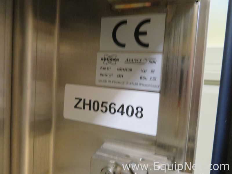 Bruker Ultra Shield 600 Mhz / 54 mm NMR With Bruker Avance III 600 Controller