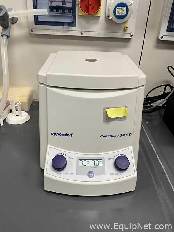 Centrífuga para Laboratórios Eppendorf 5415 D