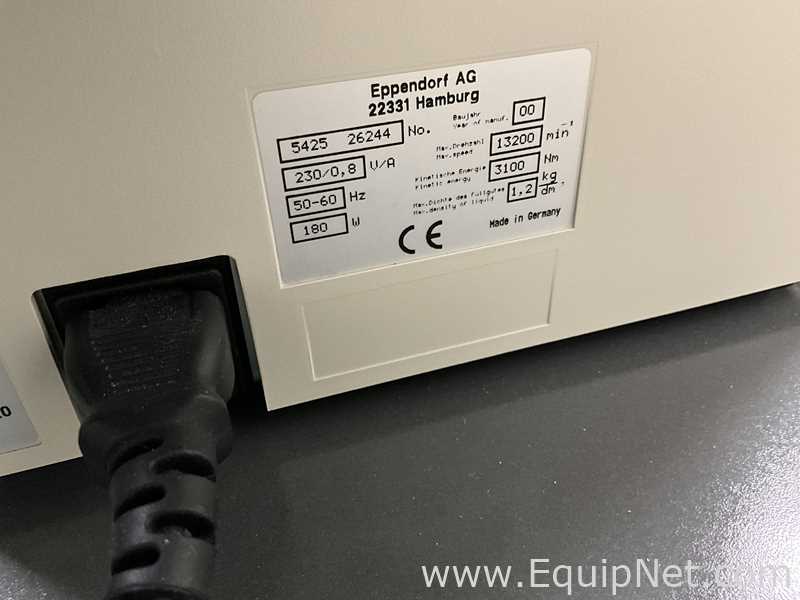 Centrífuga para Laboratórios Eppendorf 5415 D