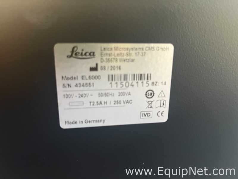 Leica DM IL LED FLUO Inverted Microscope with DFC3000G Camera and LED Light Source