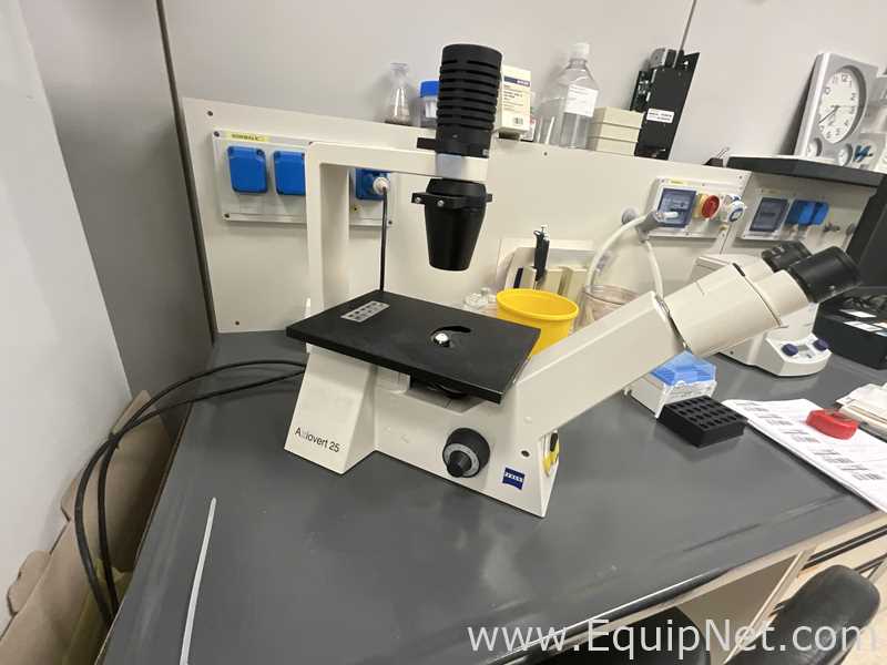 Zeiss Axiovert 25 Microscope