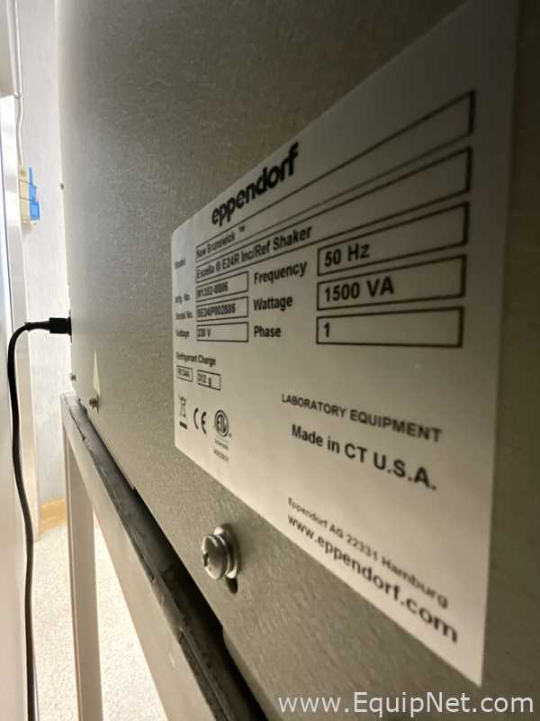 Eppendorf New Brunswick Excella E24R Laboratory Incubator Shaker