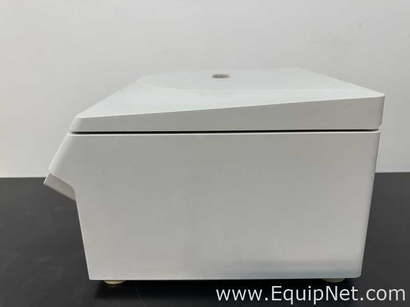 Centrífuga para Laboratórios Eppendorf 5417C
