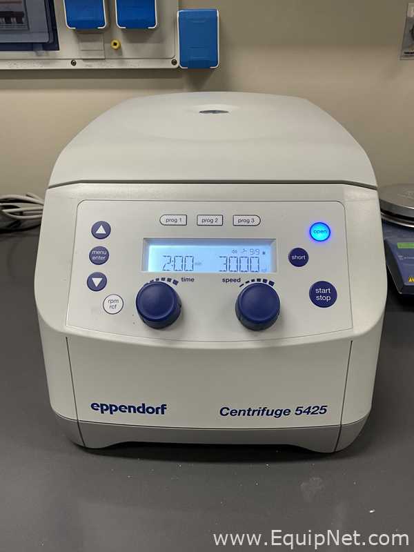 Centrífuga para Laboratórios Eppendorf 5425