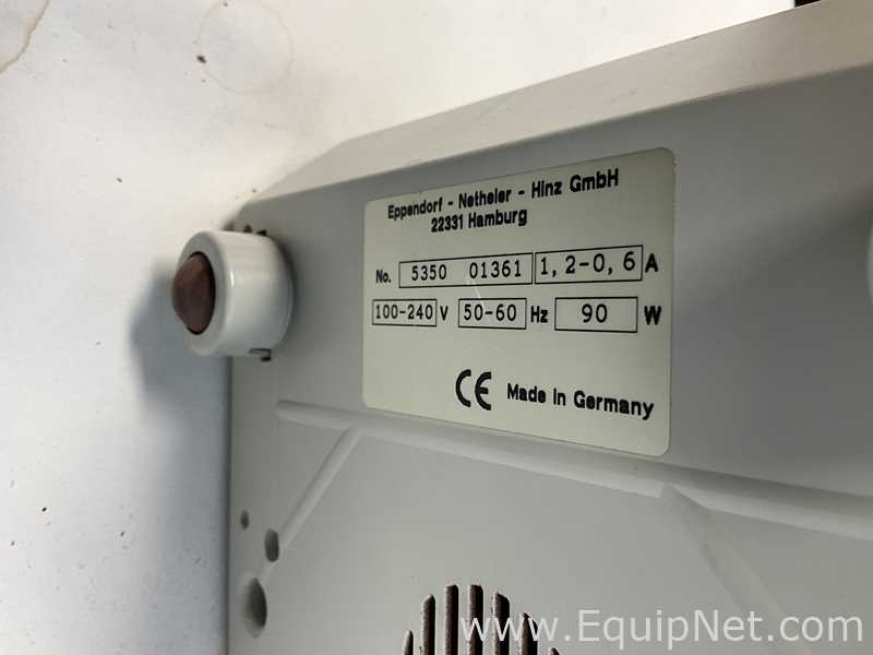 lote de  2 Misturador para Laboratórios Eppendorf Thermomixer Compact