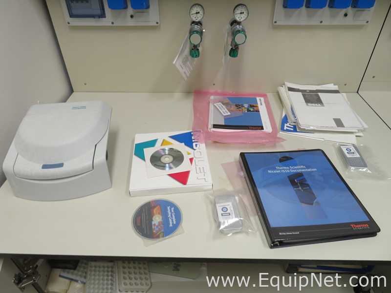 Thermo Scientific Nicolet iS10 Spectrometer