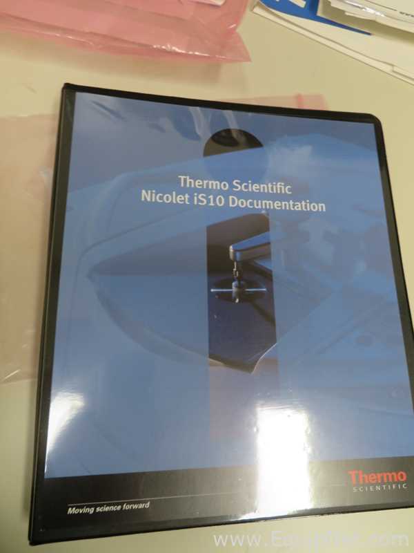 Thermo Scientific Nicolet iS10 Spectrometer